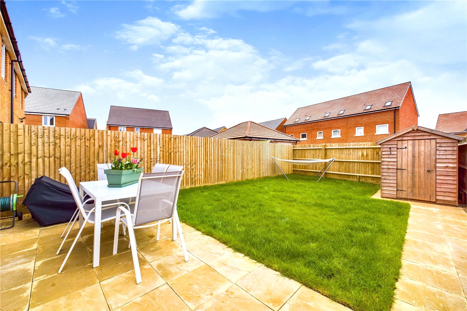 3 bedroom House to let in Shinfield, Reading, Berkshire