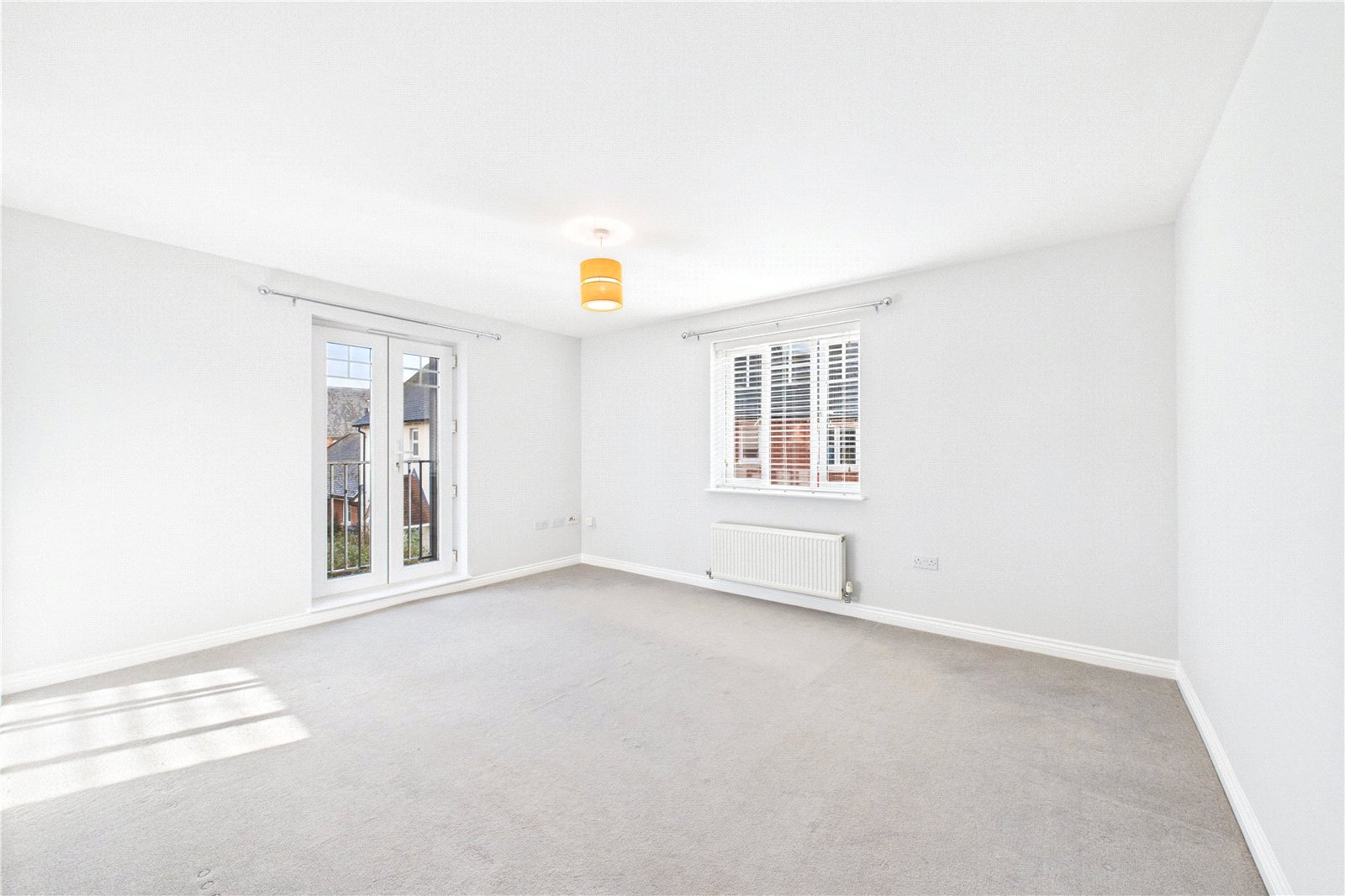 2 bedroom Flat to let in Padworth, Reading, Berkshire