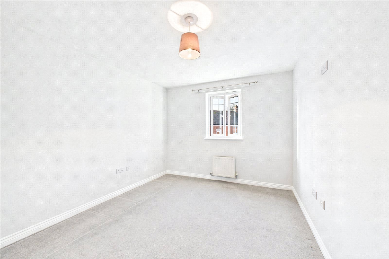 2 bedroom Flat to let in Padworth, Reading, Berkshire