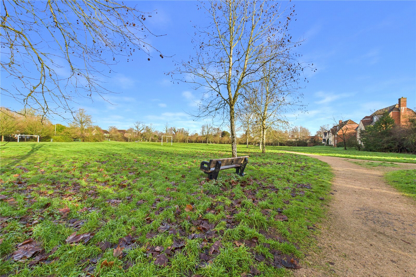 2 bedroom Flat to let in Padworth, Reading, Berkshire