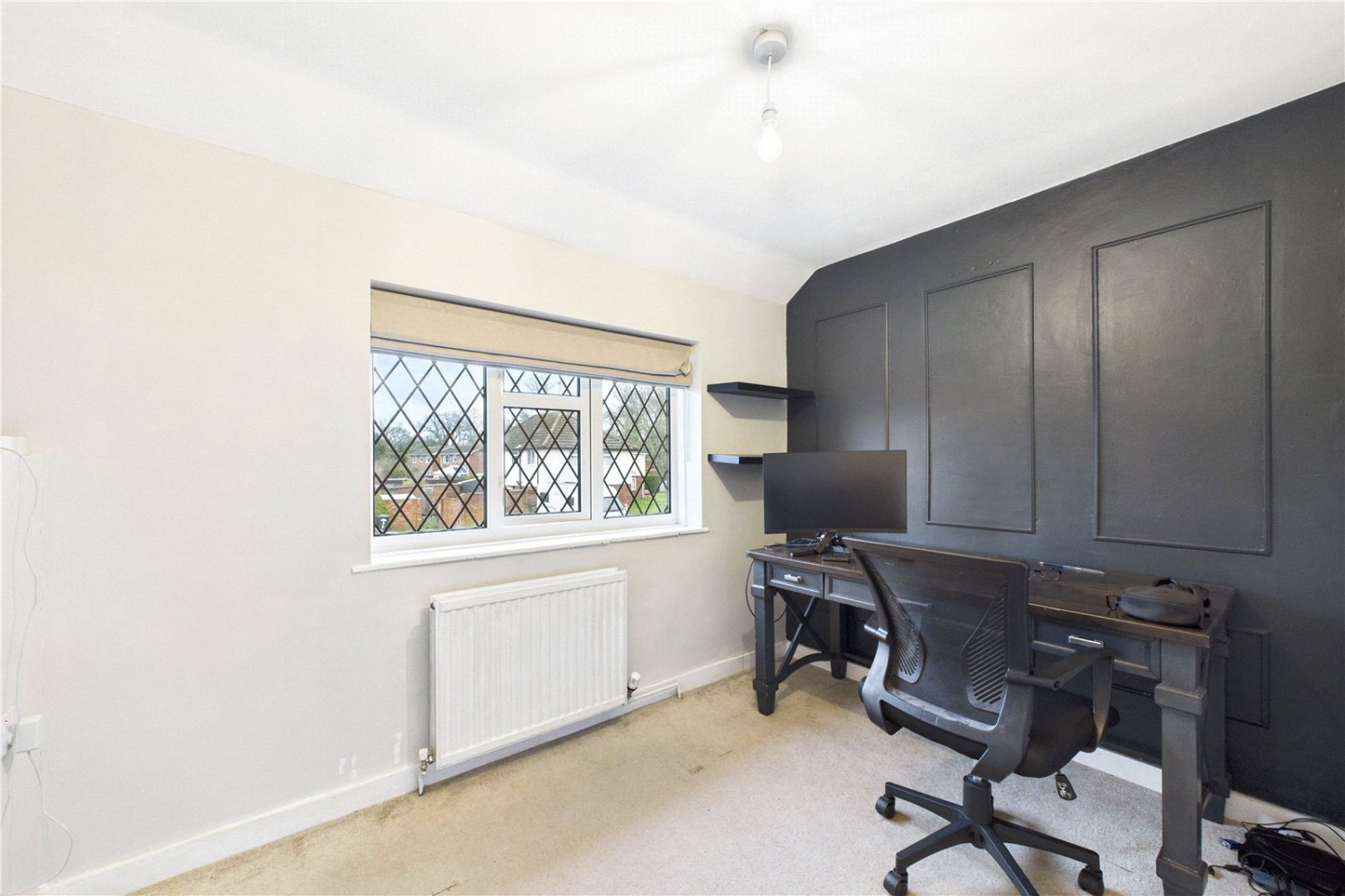 Burghfield Common, Reading, Berkshire