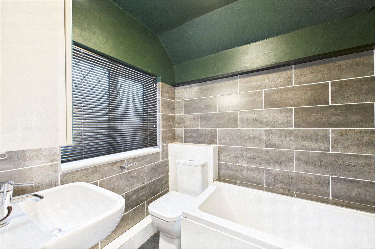 Burghfield Common, Reading, Berkshire