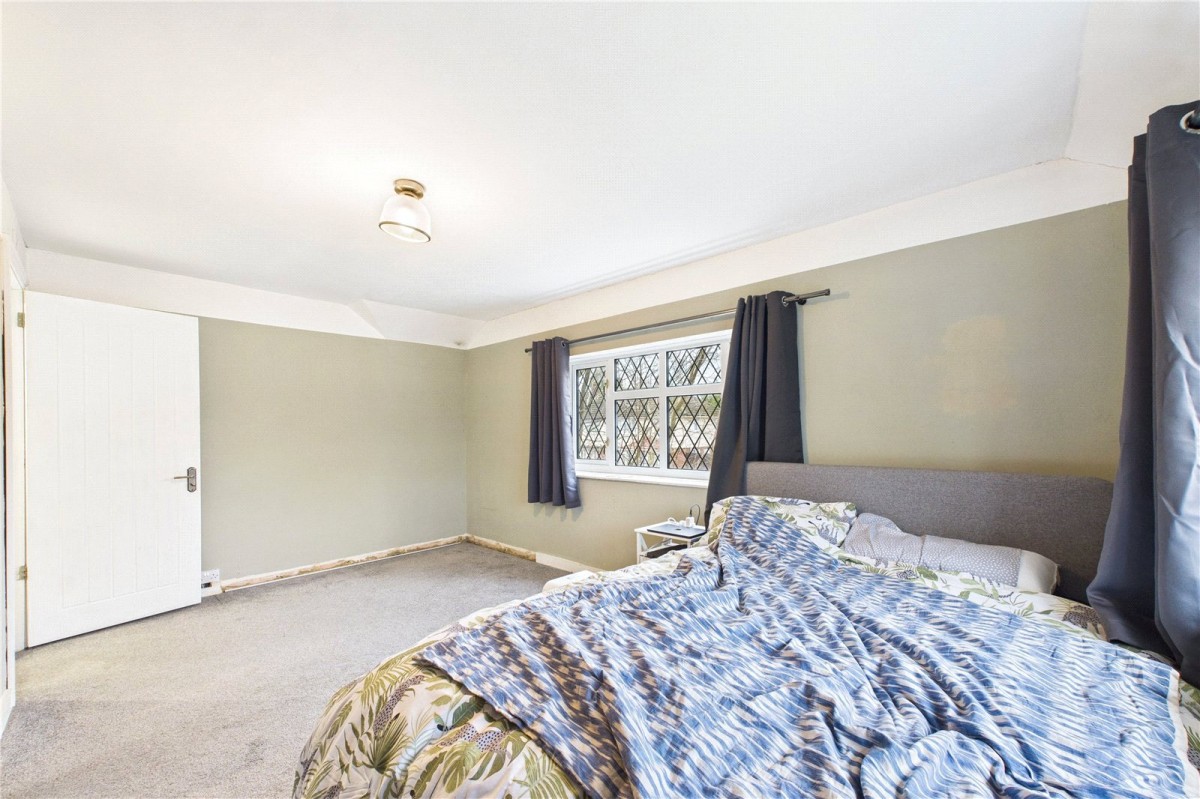 Burghfield Common, Reading, Berkshire