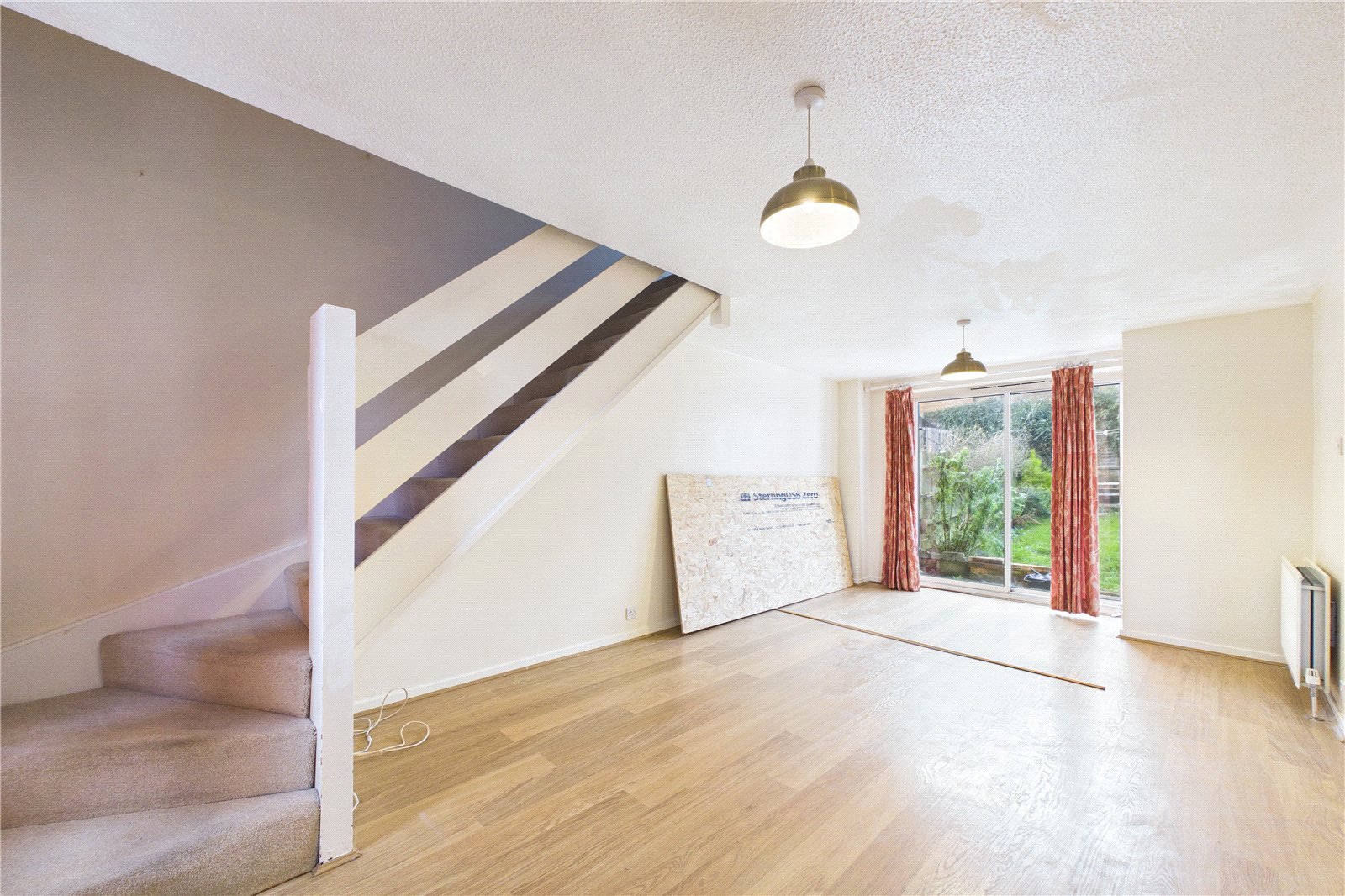 3 bedroom House to let in Tilehurst, Reading