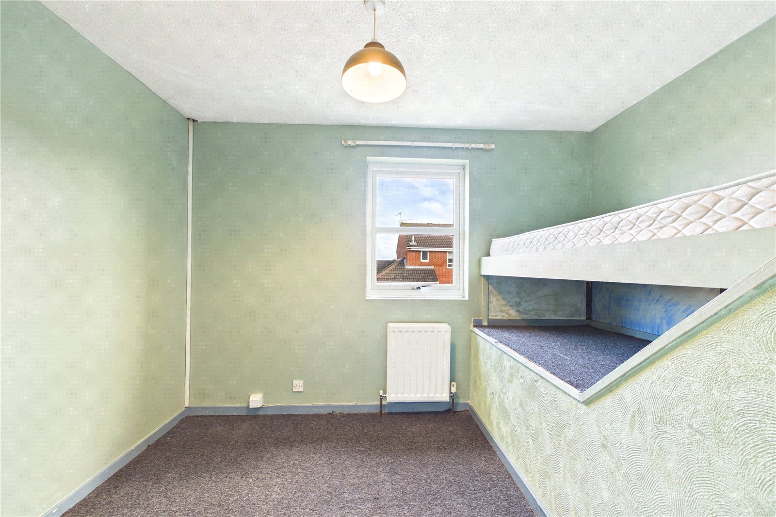 3 bedroom House to let in Tilehurst, Reading