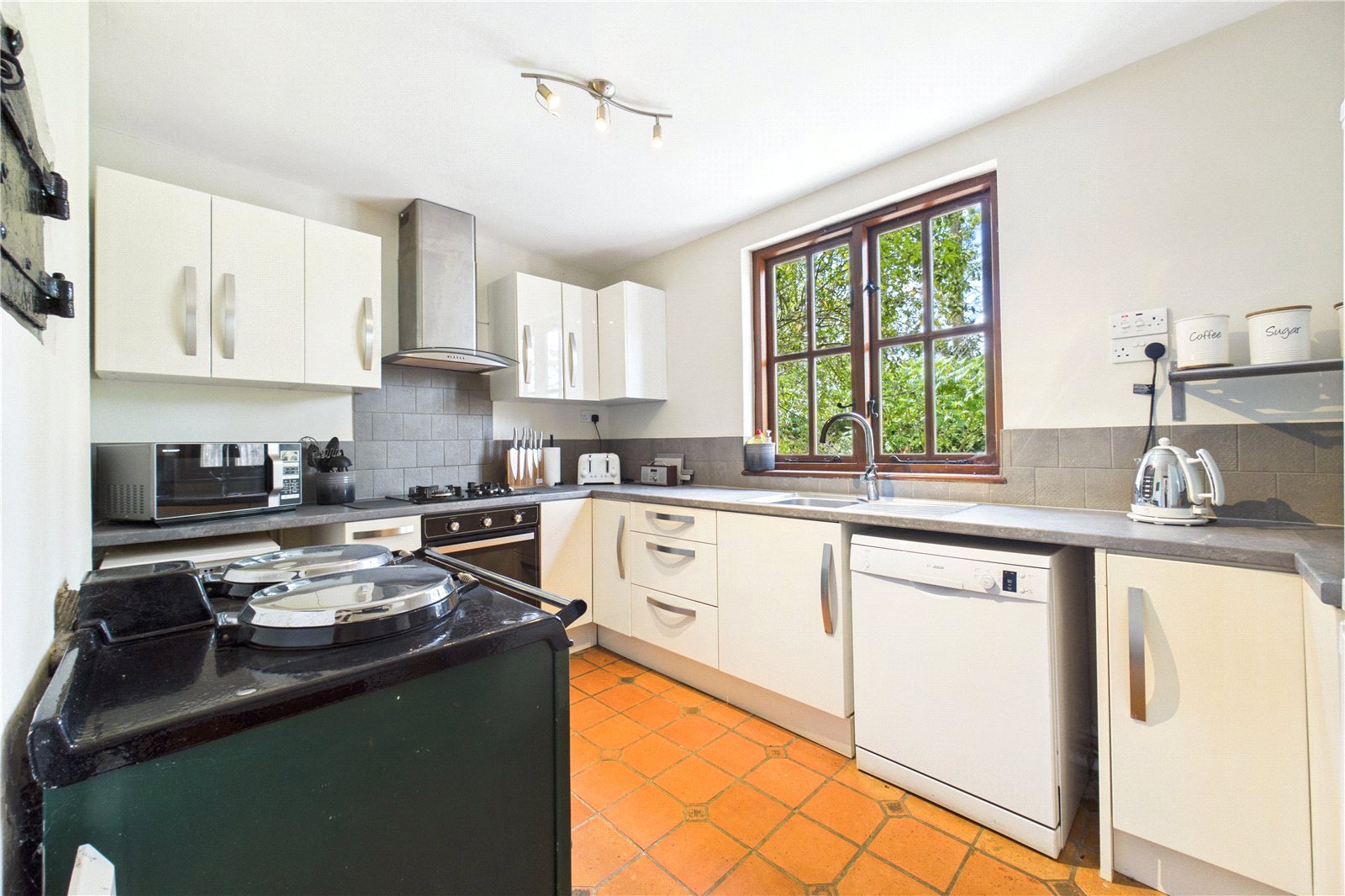 2 bedroom House to let in Rectory Road, Padworth Common, Reading