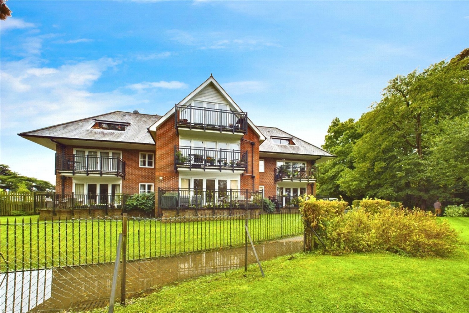 Waterside House, The Wharf, Pangbourne, Reading