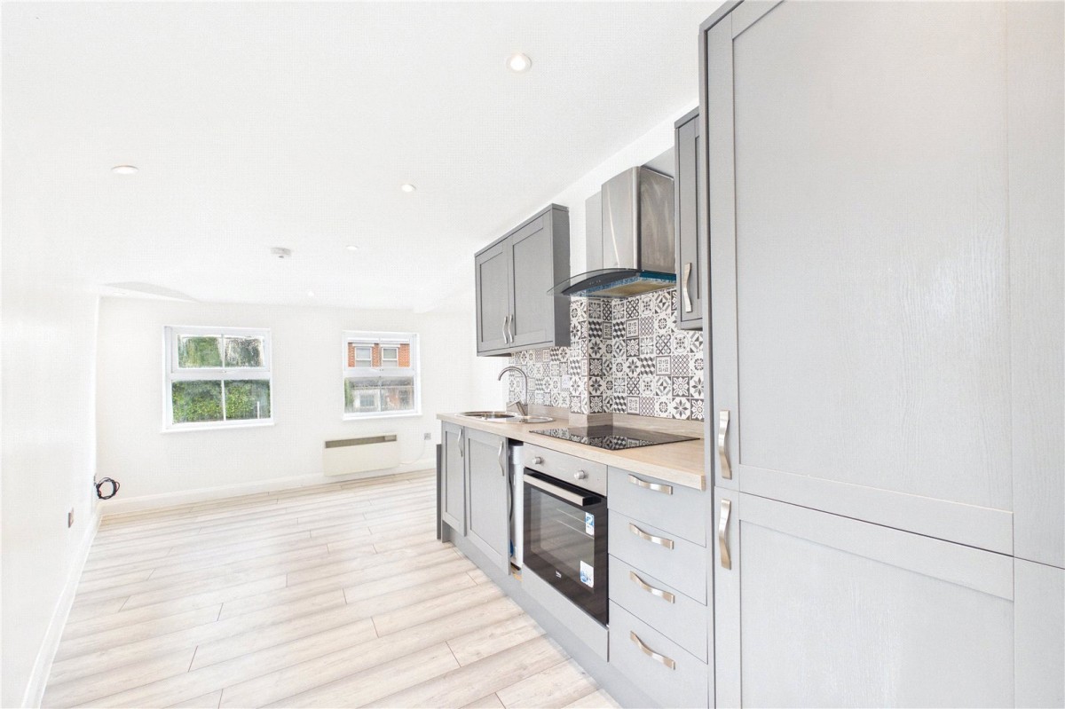 Reading Road, Pangbourne