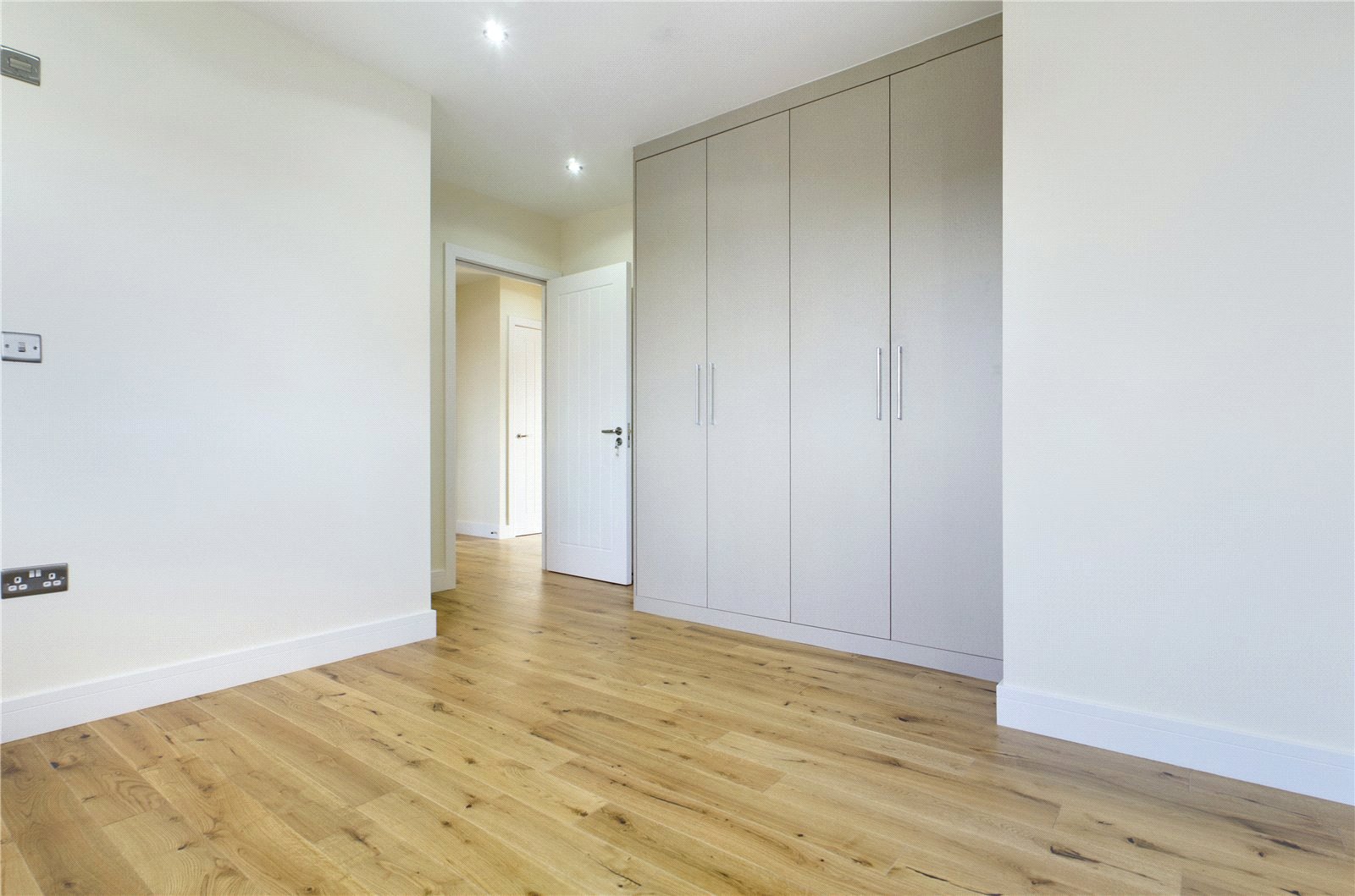 2 bedroom Flat to let in Oxford Road, 750 Oxford Road, Reading