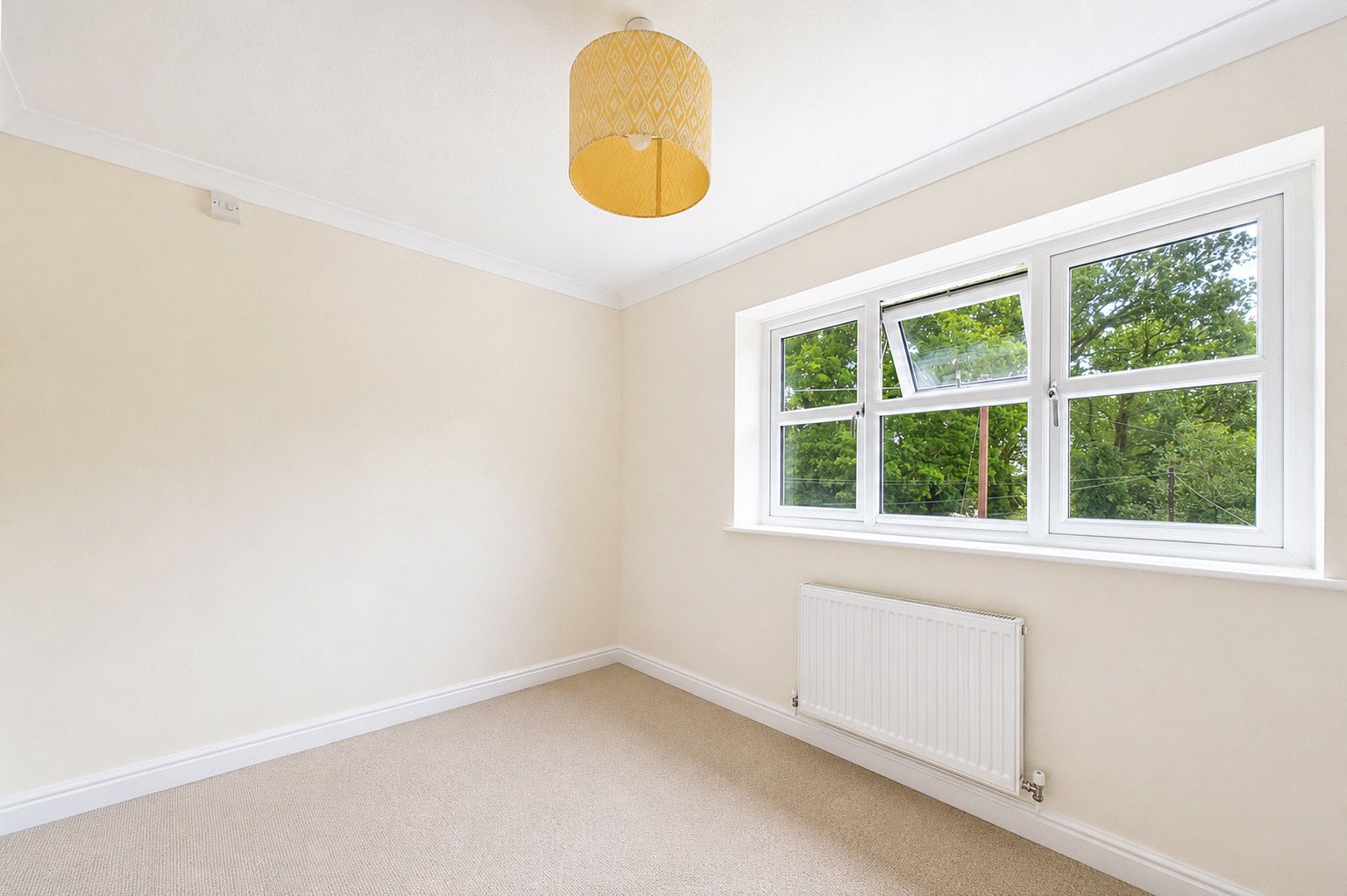 5 bedroom House to let in West Heath, Baughurst, Tadley