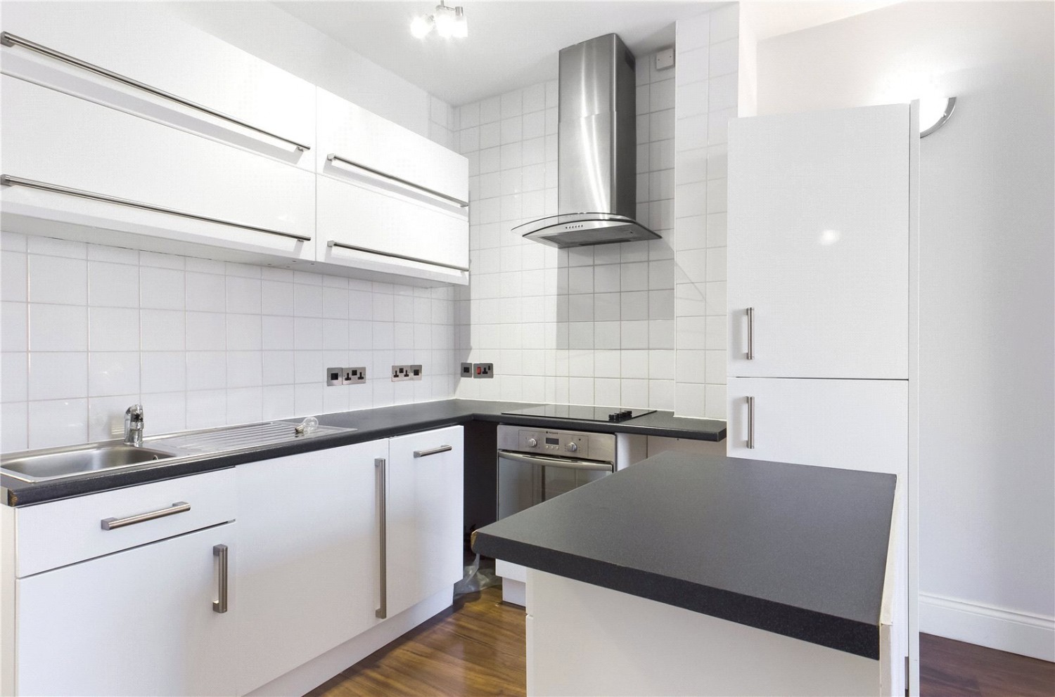 Theale, Reading, Berkshire