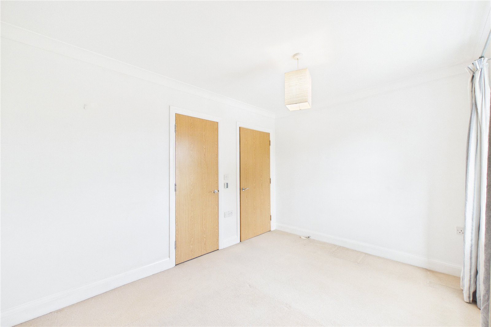 2 bedroom Flat to let in Newbury, Berkshire