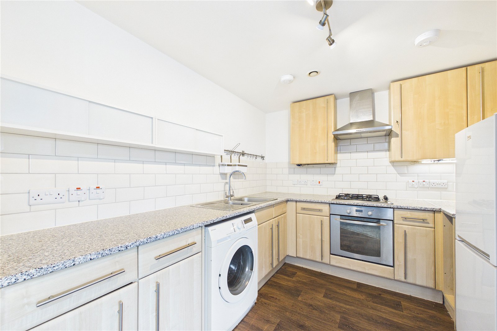 2 bedroom Flat to let in Basingstoke, Hampshire