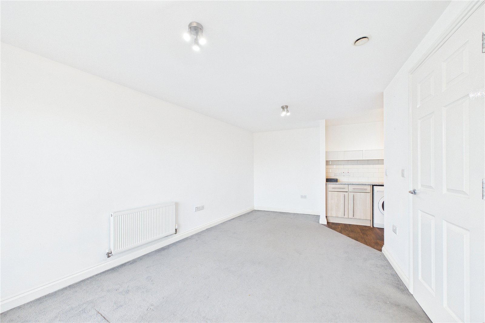2 bedroom Flat to let in Basingstoke, Hampshire