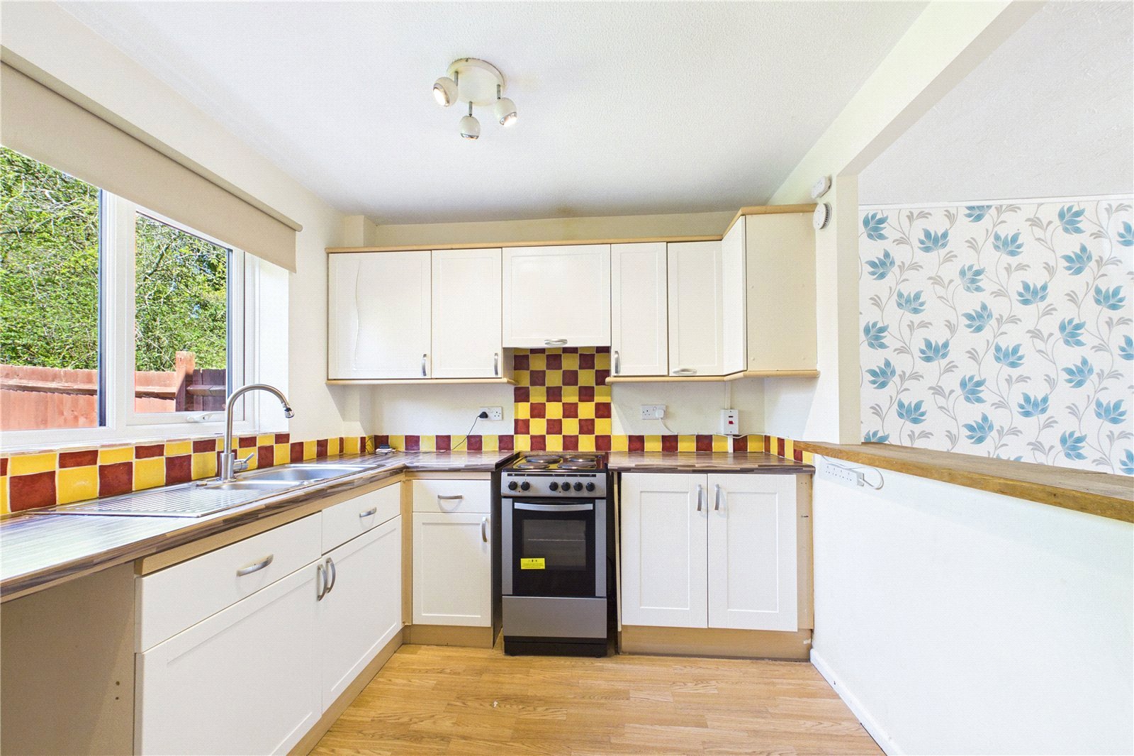 2 bedroom House to let in Hatch Warren, Basingstoke, Hampshire