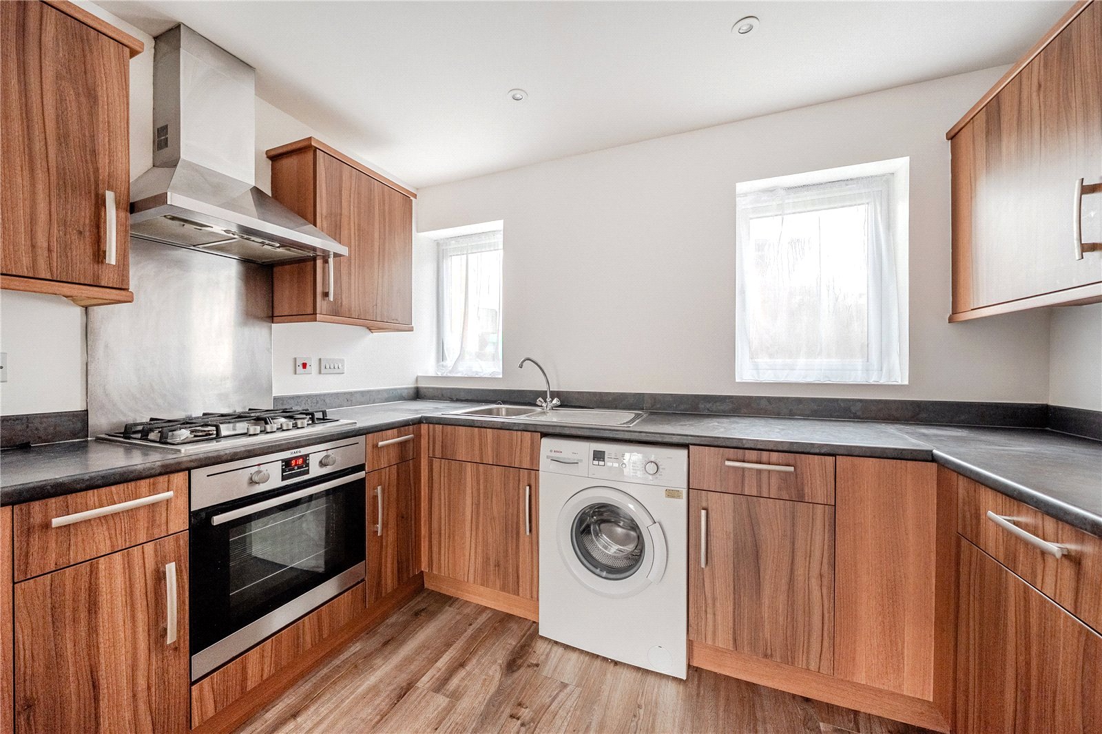 2 bedroom Flat to let in Basingstoke, Hampshire
