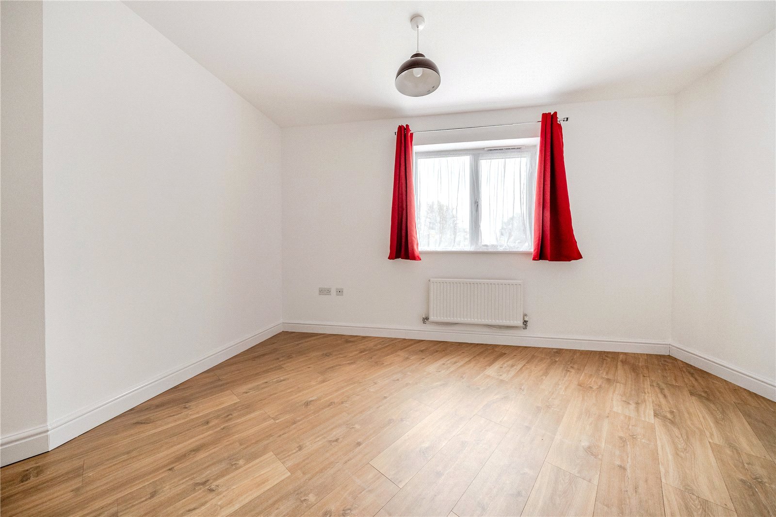 2 bedroom Flat to let in Basingstoke, Hampshire