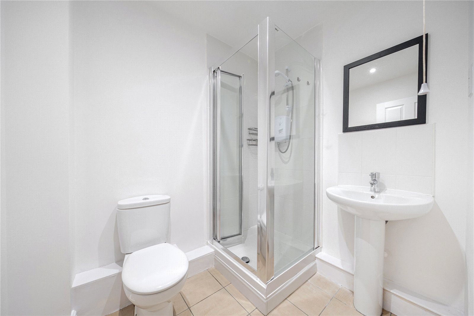 2 bedroom Flat to let in Basingstoke, Hampshire