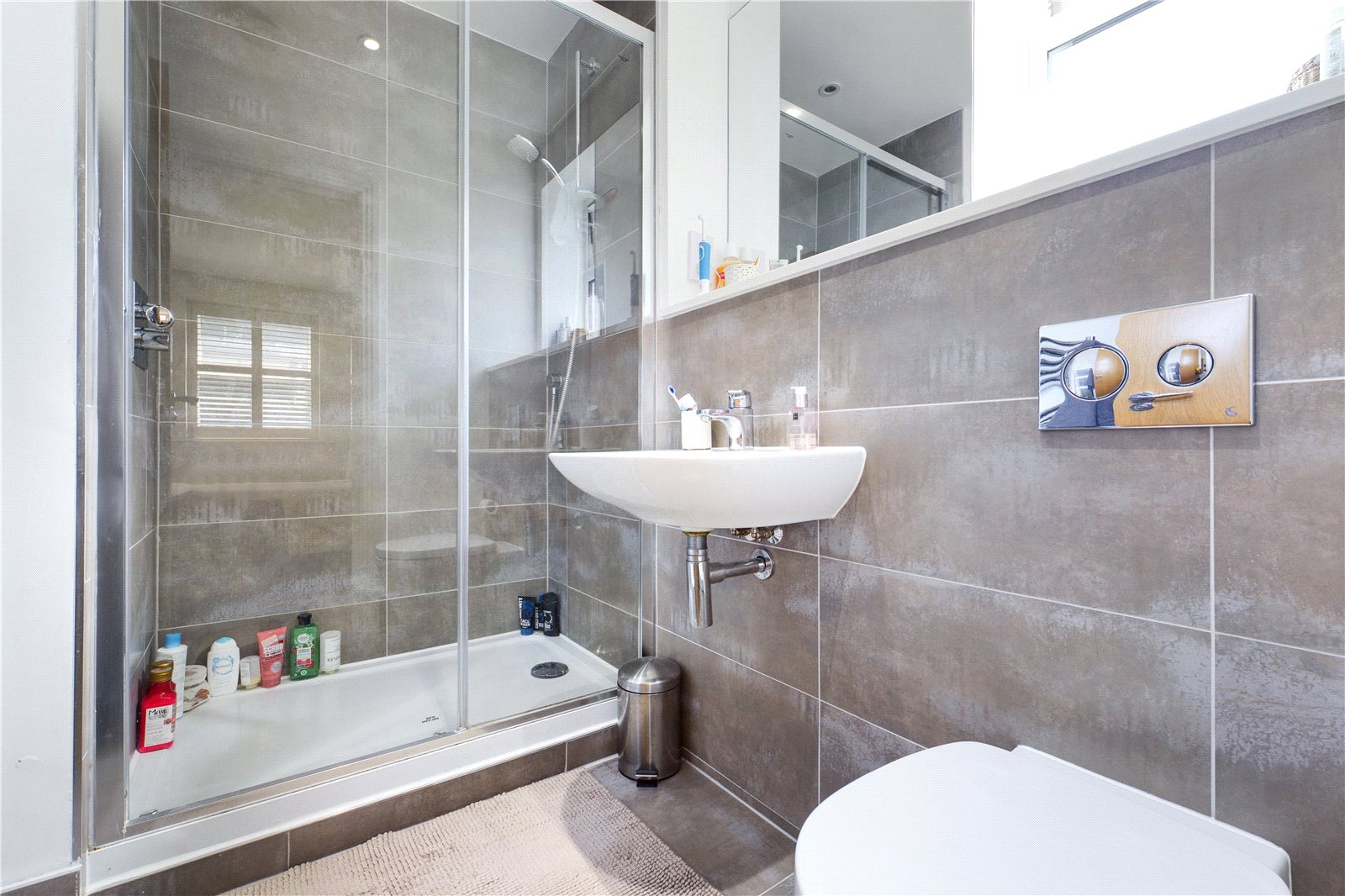 4 bedroom House to let in Tilehurst, Reading, Berkshire