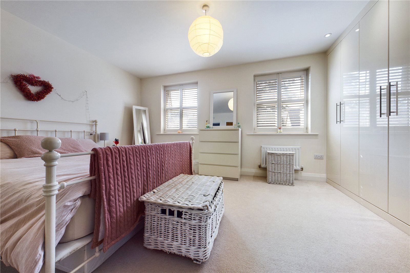 4 bedroom House to let in Tilehurst, Reading, Berkshire