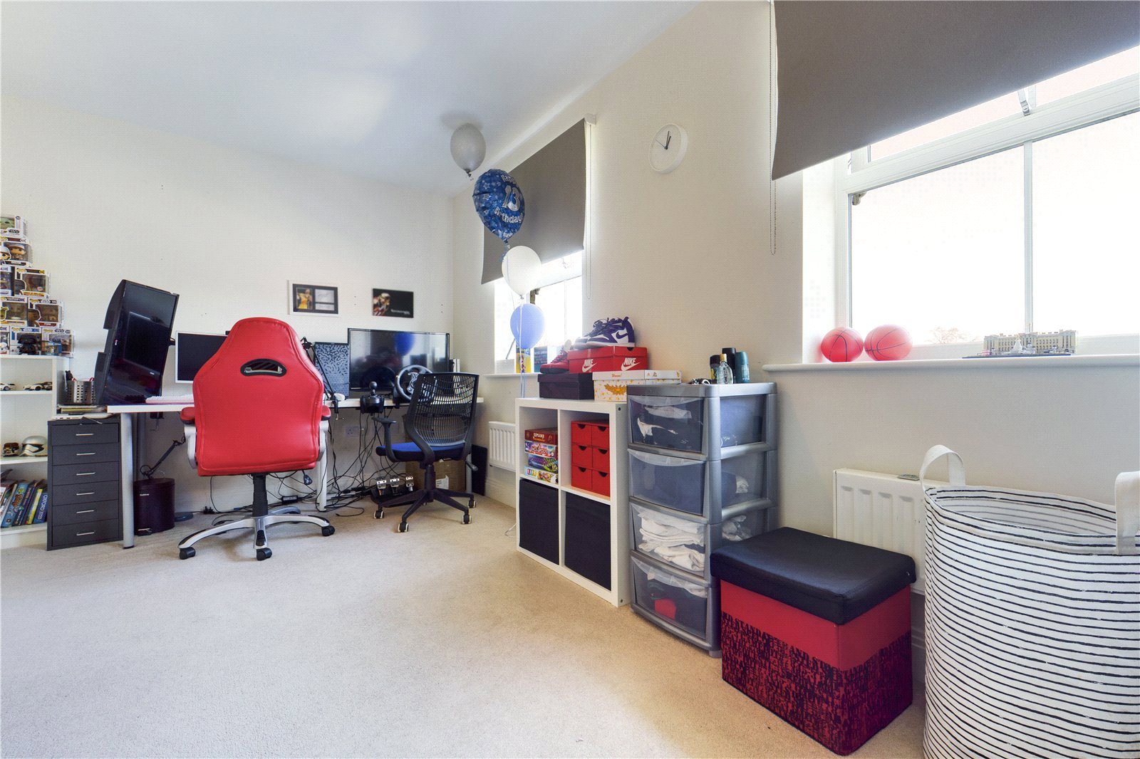 4 bedroom House to let in Tilehurst, Reading, Berkshire