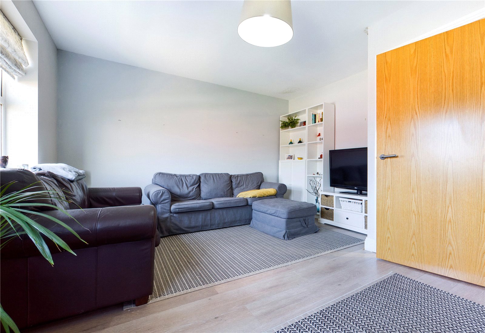 4 bedroom House to let in Tilehurst, Reading, Berkshire