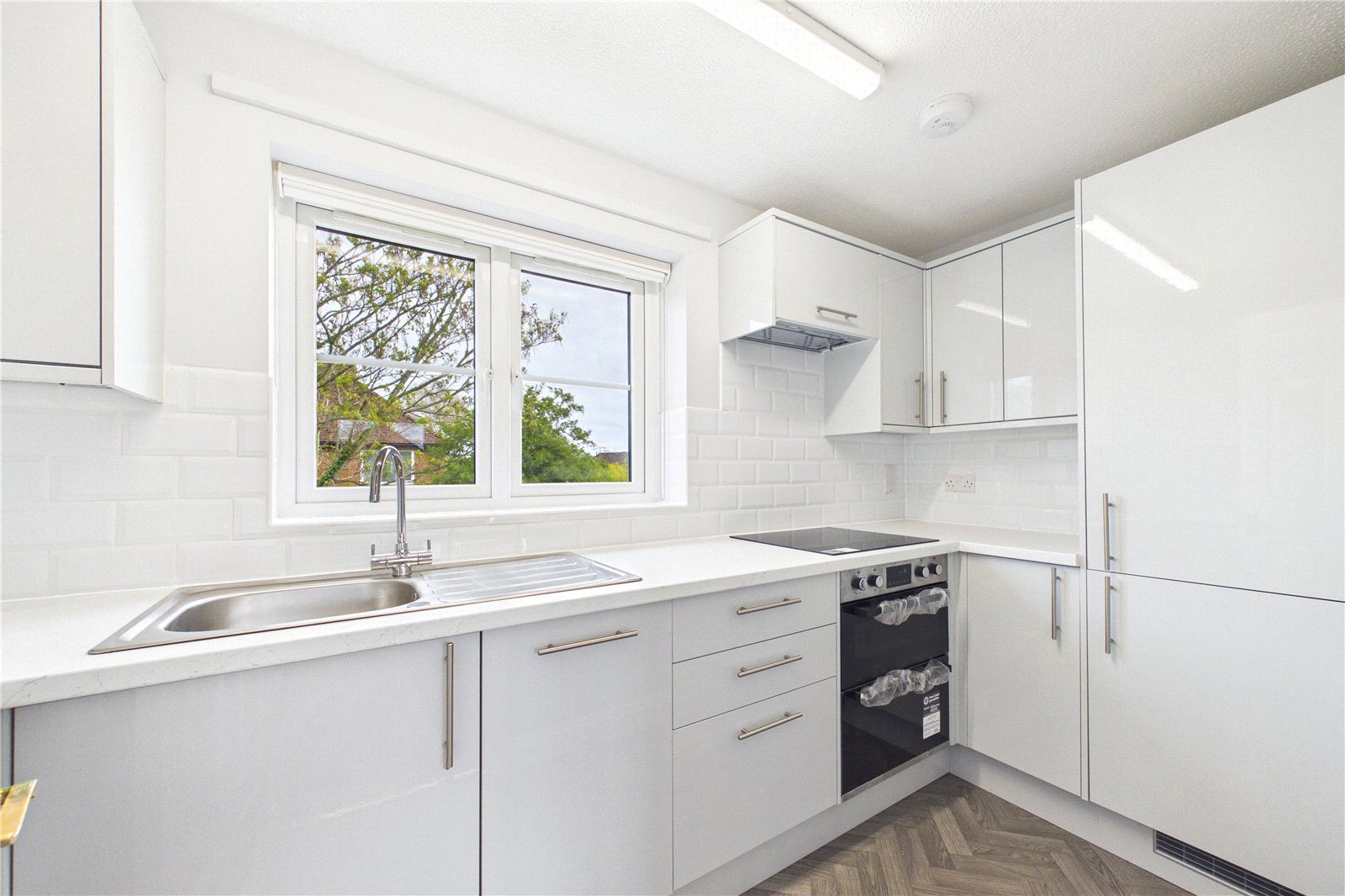 1 bedroom Flat to let in Thatcham, Berkshire