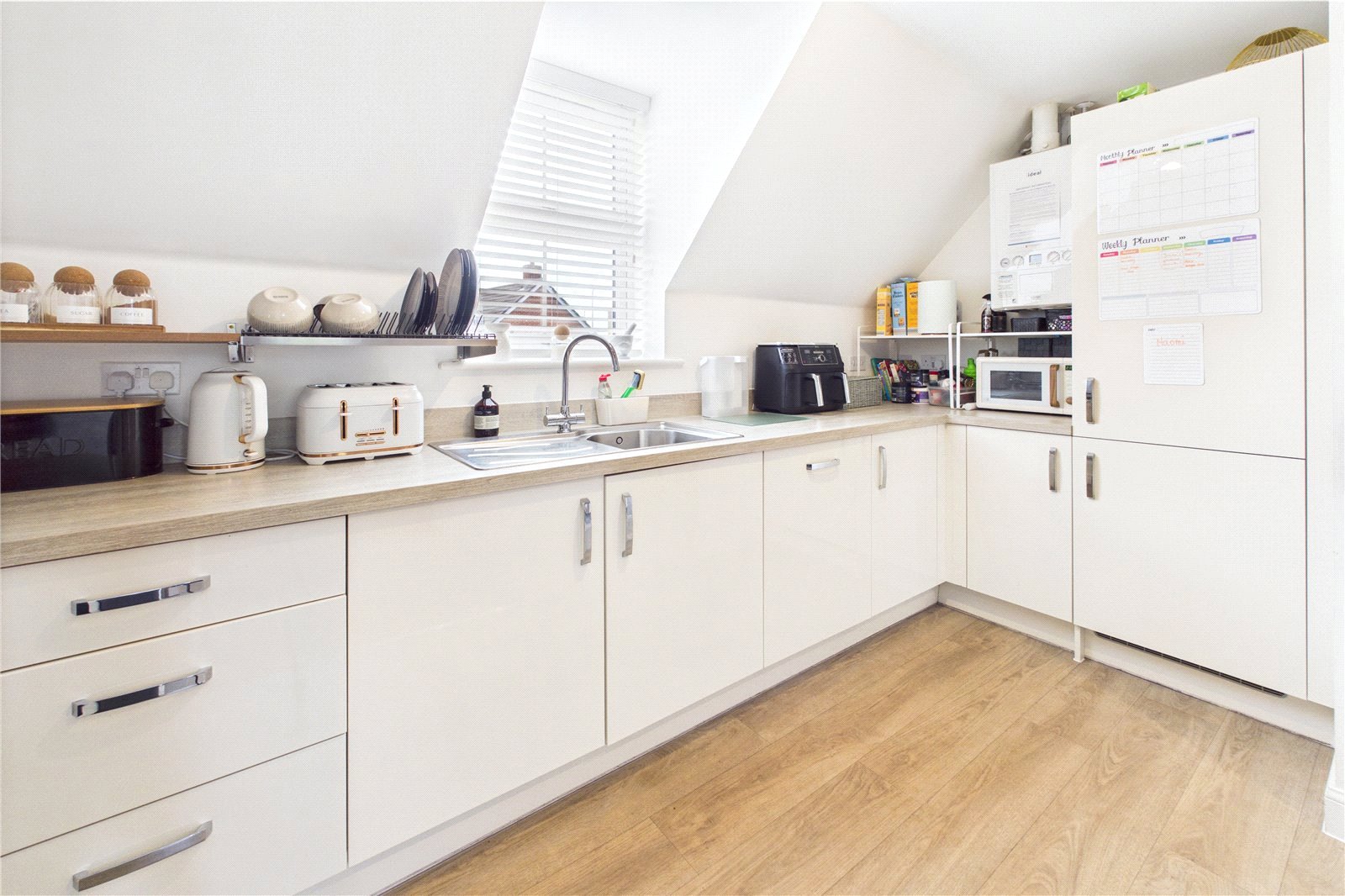 2 bedroom Flat to let in Newbury, Berkshire