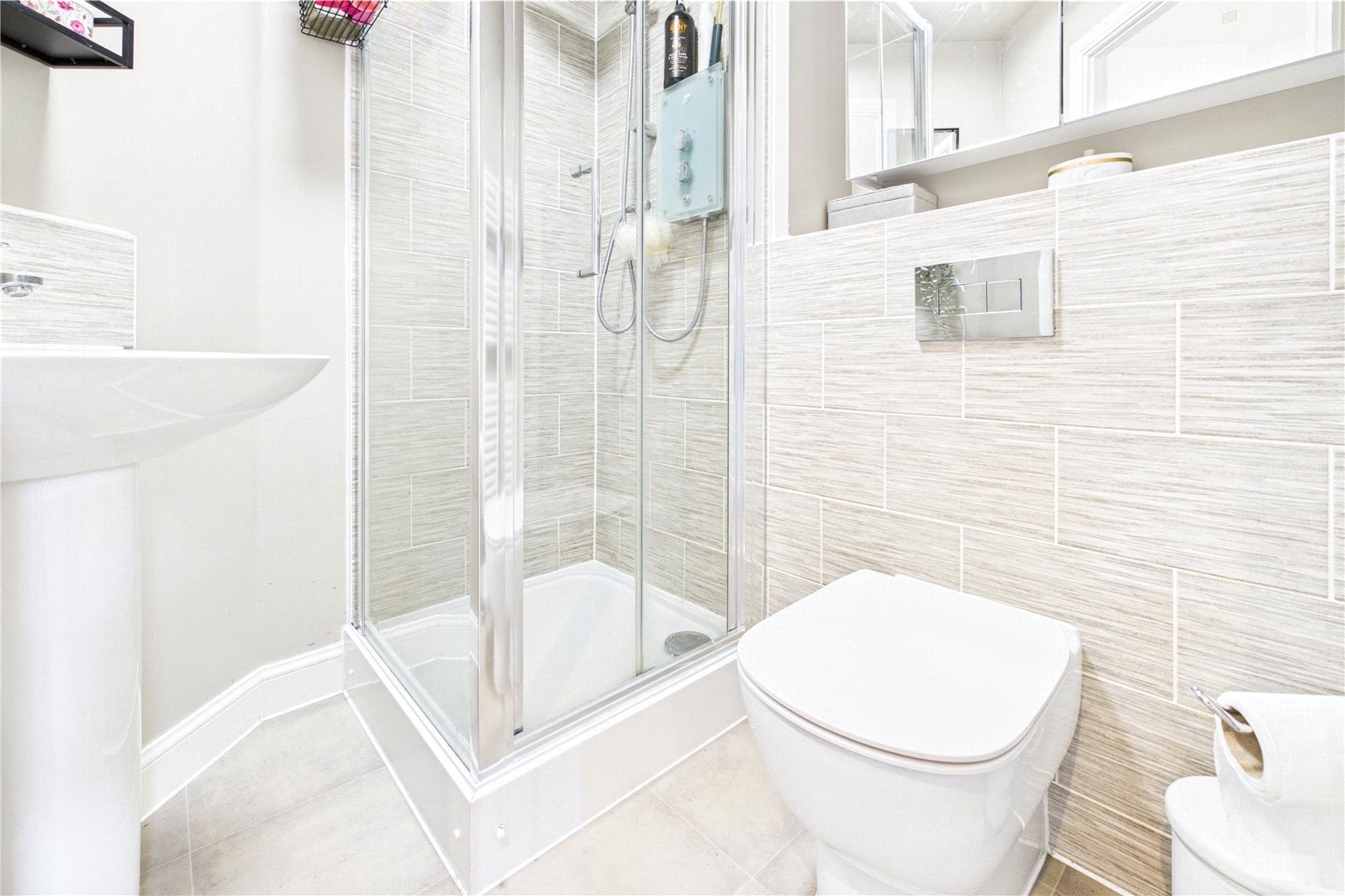 2 bedroom Flat to let in Newbury, Berkshire