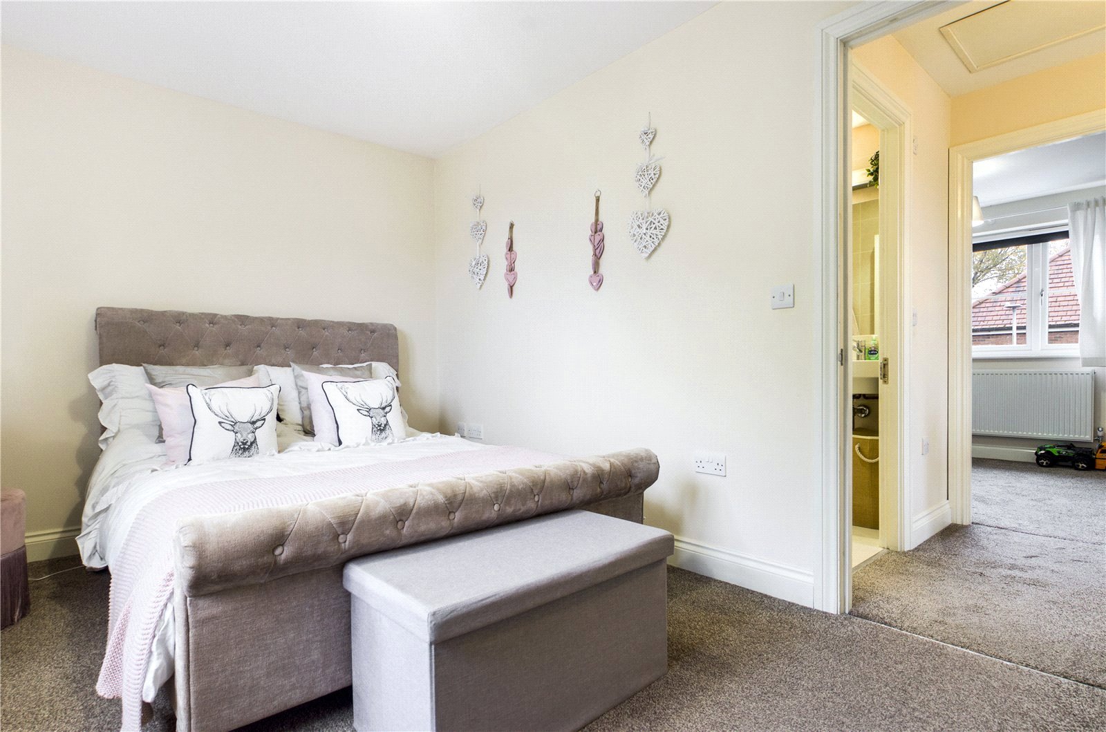2 bedroom House to let in Tilehurst, Reading, Berkshire