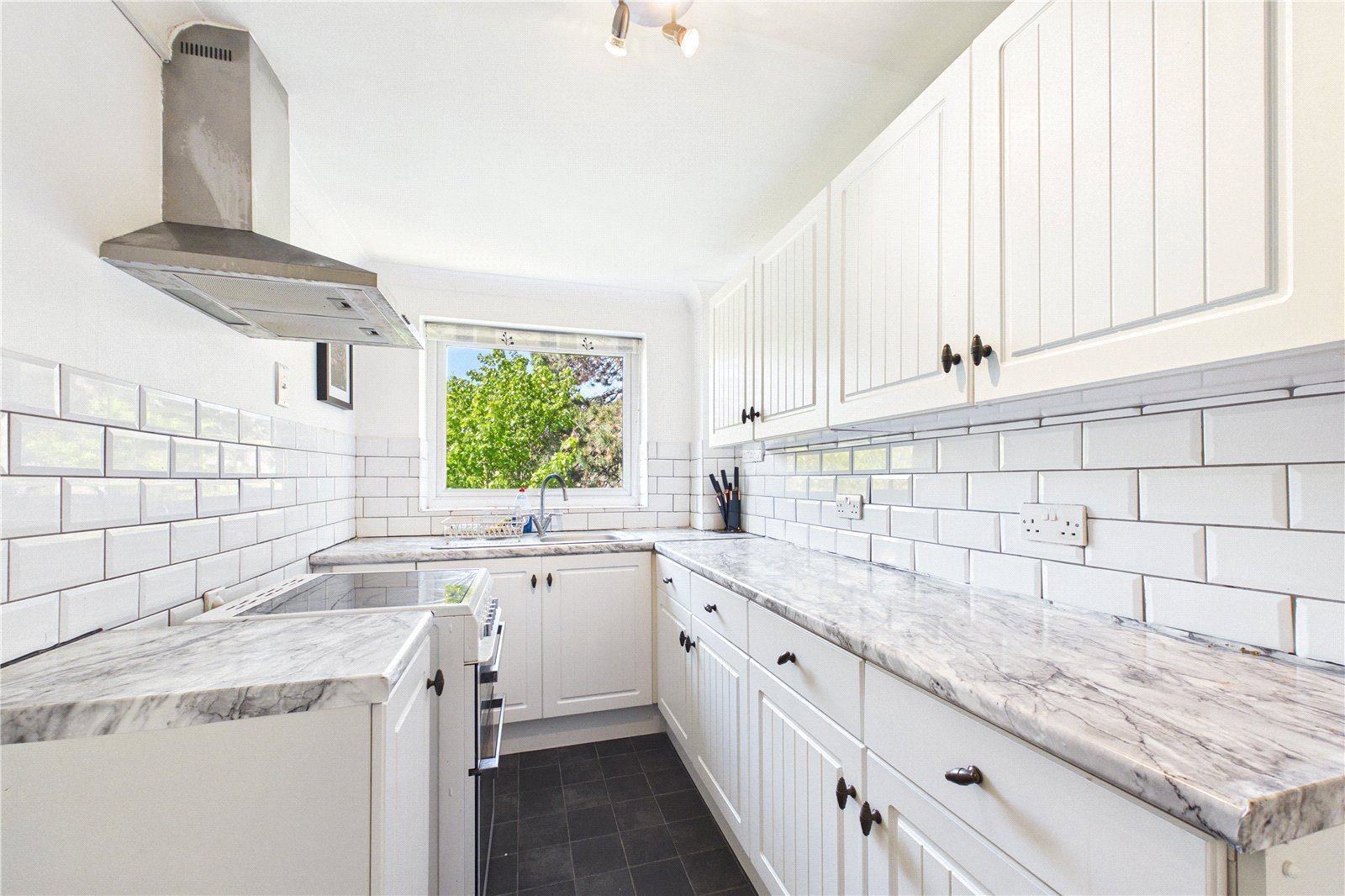1 bedroom Flat to let in Southcote Road, Reading, Berkshire
