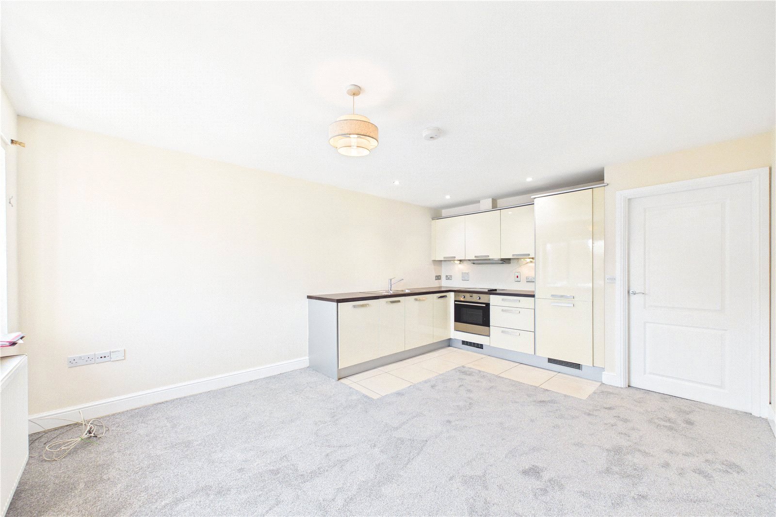 2 bedroom Flat to let in Star Road, Caversham, Reading