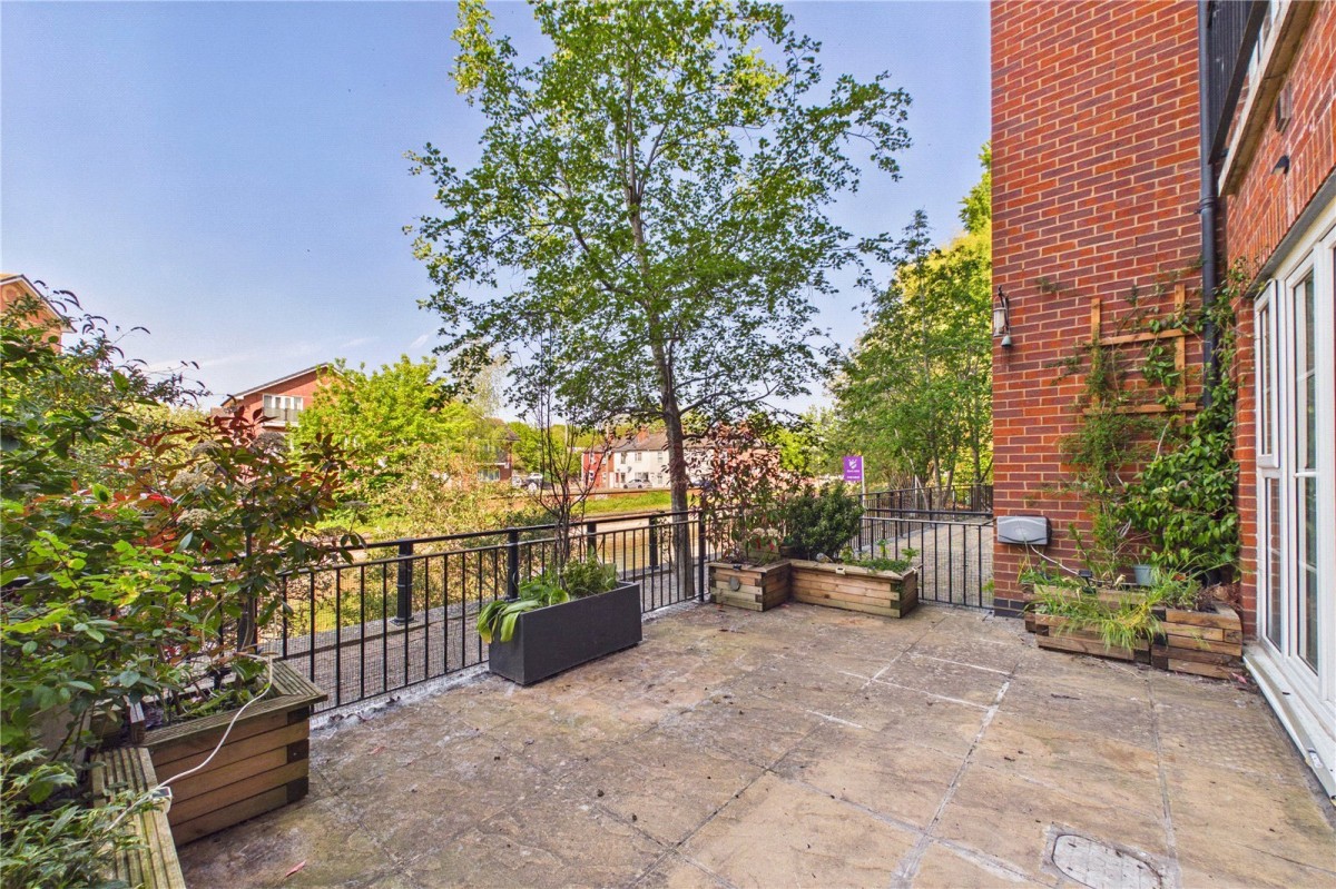 Katesgrove Lane, Reading