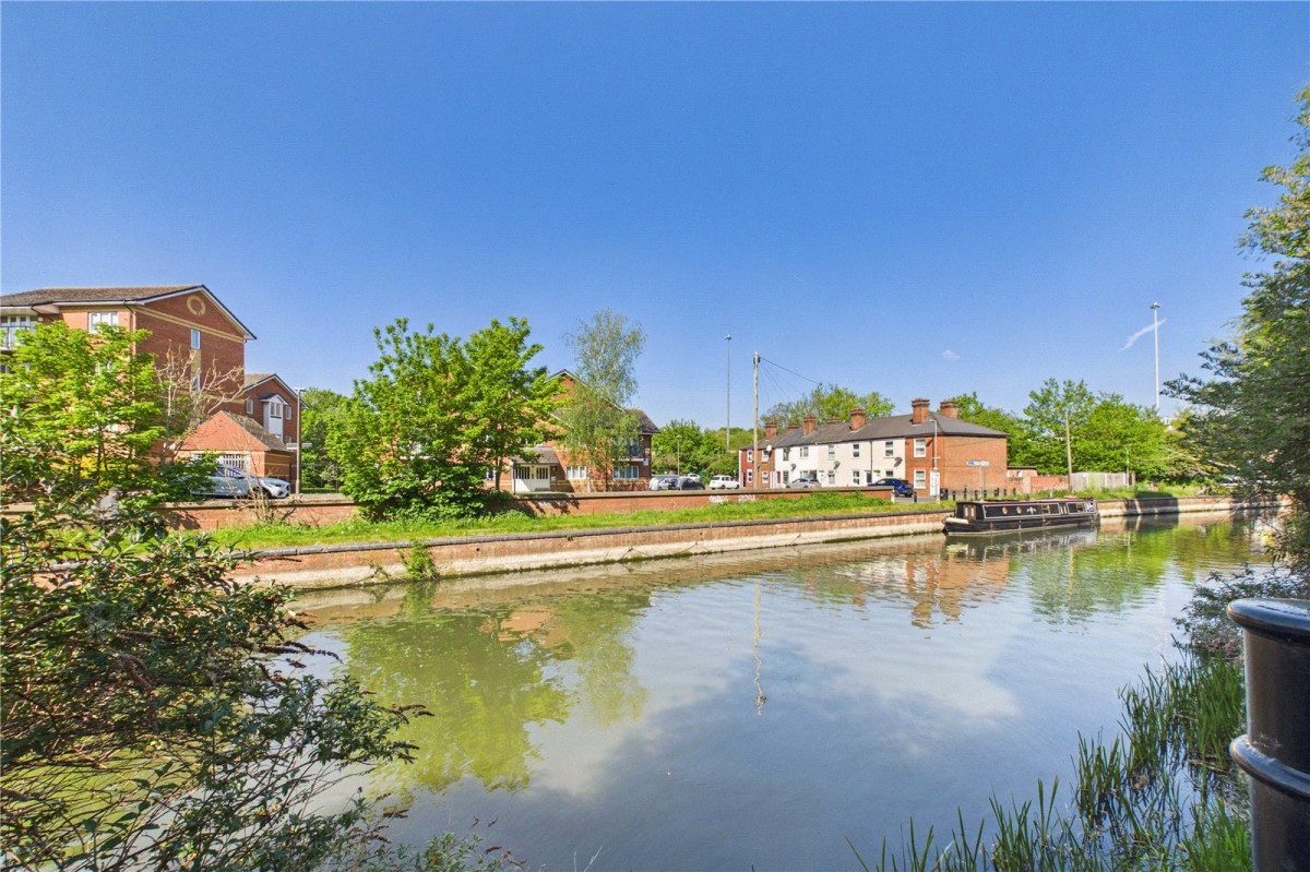 Katesgrove Lane, Reading