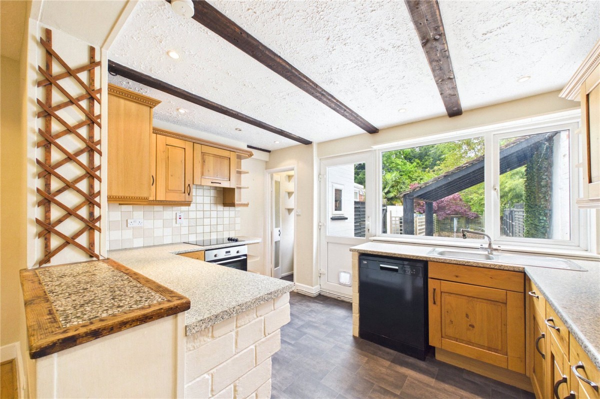 Bath Road, Woolhampton, Reading