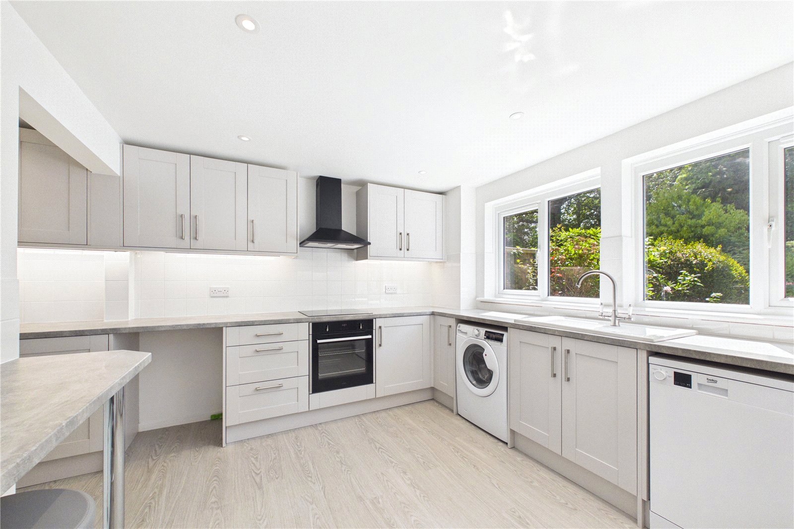 3 bedroom House to let in Mortimer, Reading