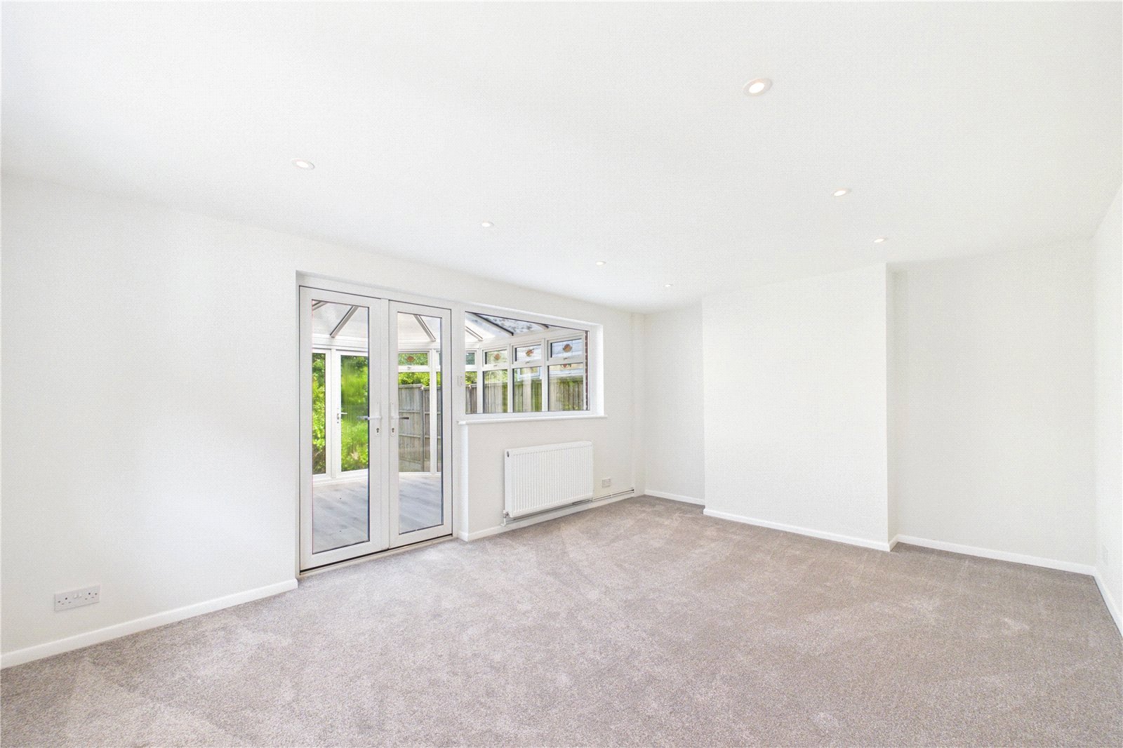 3 bedroom House to let in Mortimer, Reading