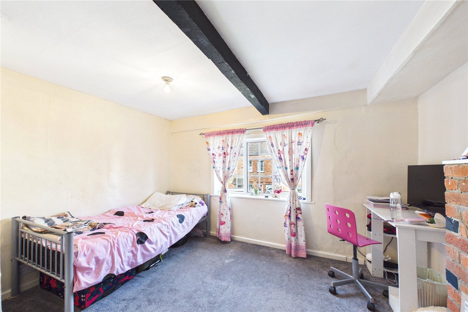 4 bedroom House to let in Newbury, Berkshire