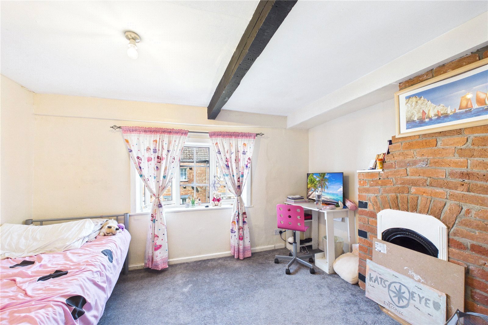 4 bedroom House to let in Newbury, Berkshire