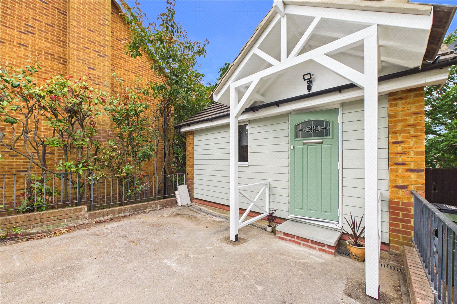 Clay Close, Tilehurst, Reading