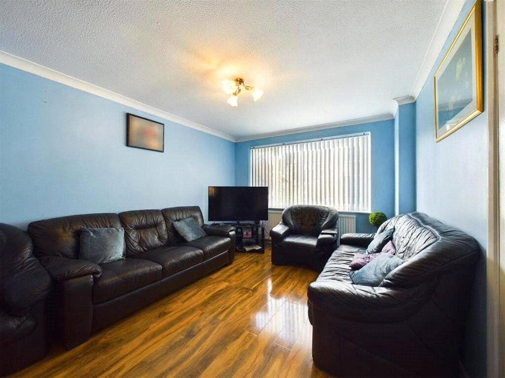 5 bedroom House to let in Reading, Berkshire