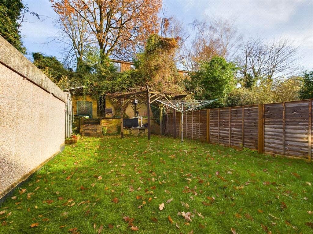 5 bedroom House to let in Reading, Berkshire