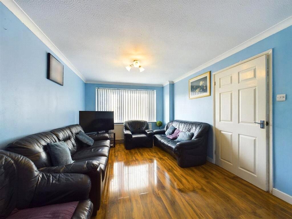 5 bedroom House to let in Reading, Berkshire