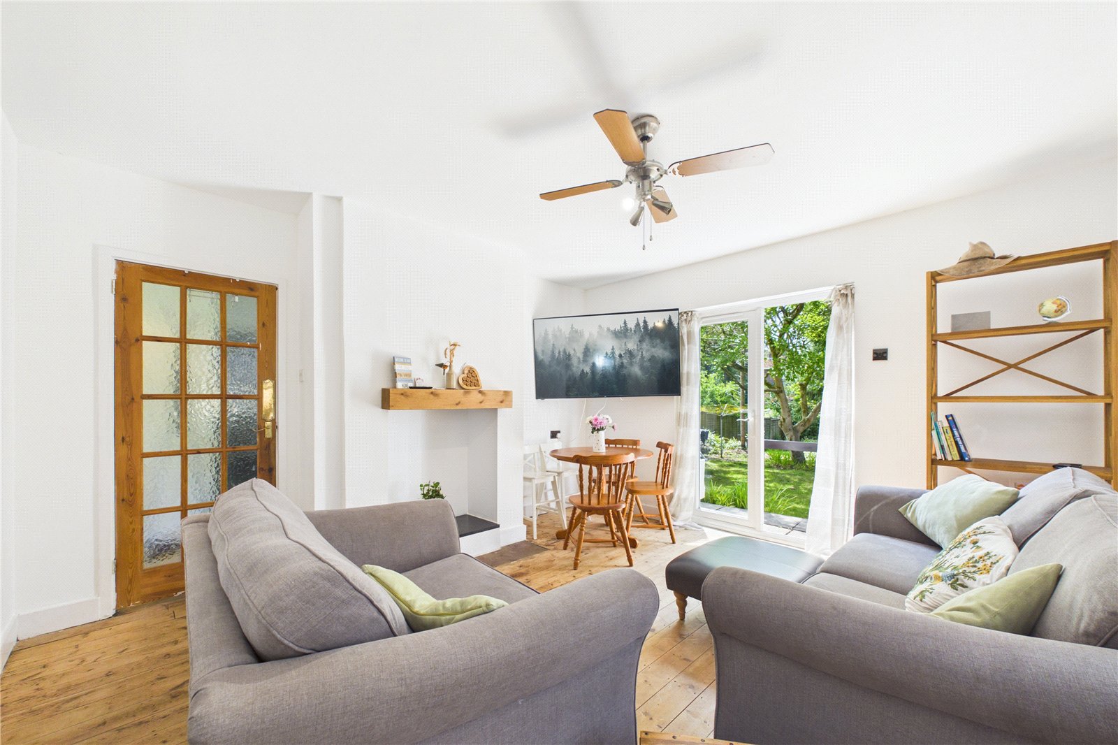 3 bedroom Bungalow to let in Burghfield Common, Reading, Berkshire