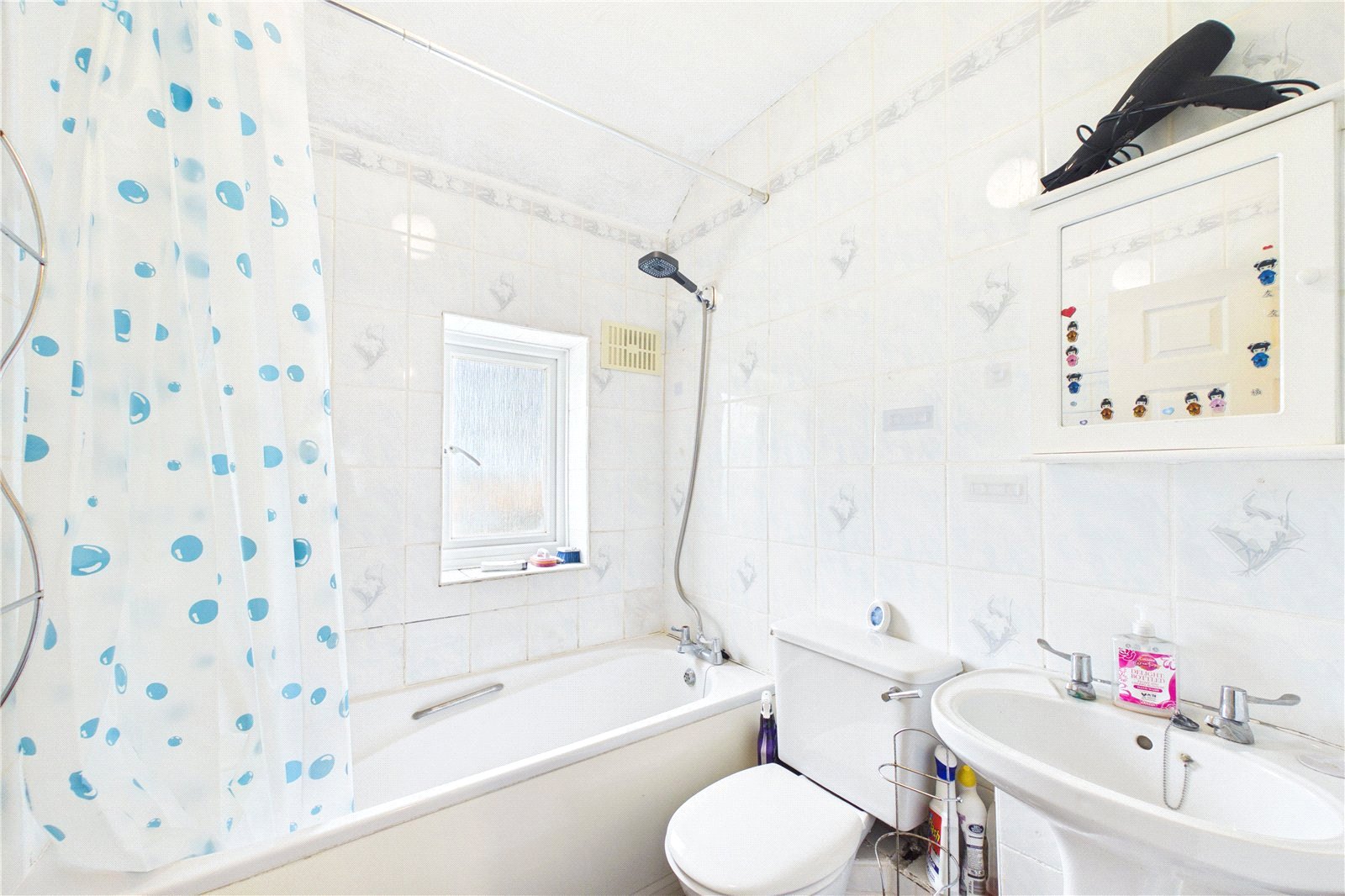3 bedroom House to let in Tilehurst, Reading, Berkshire