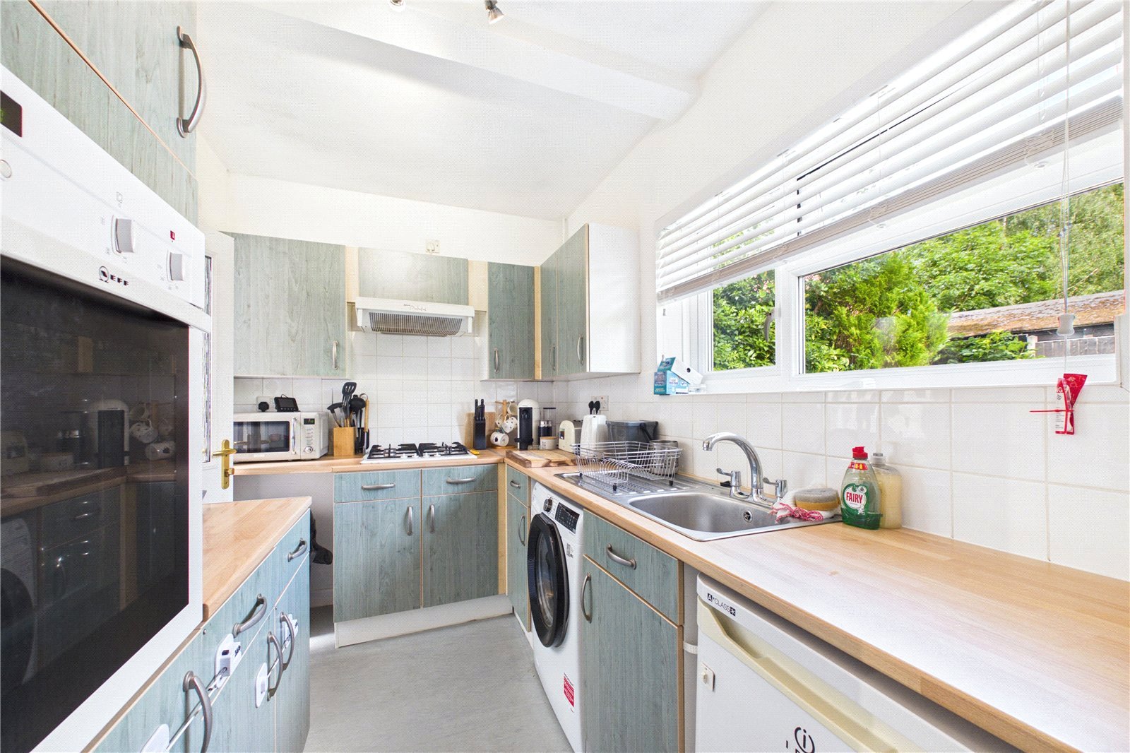3 bedroom Bungalow to let in Burghfield Common, Reading, Berkshire