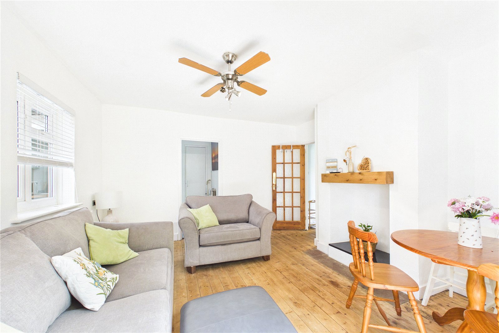 3 bedroom Bungalow to let in Burghfield Common, Reading, Berkshire
