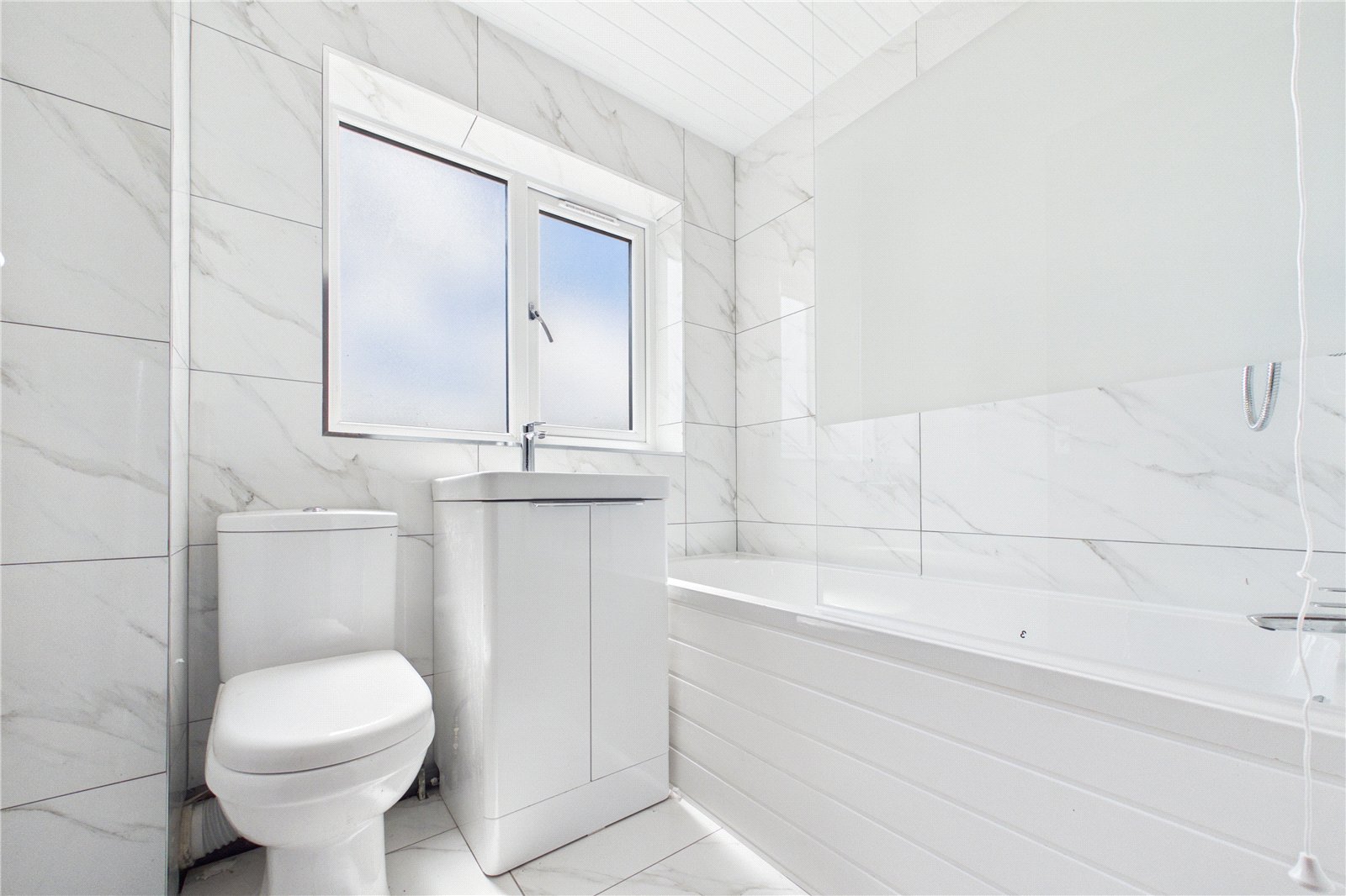 2 bedroom House to let in Reading, Berkshire