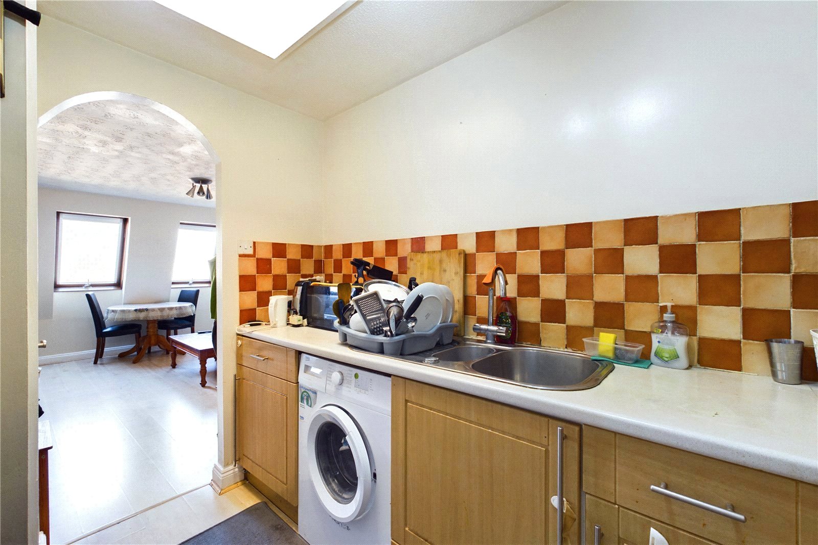 2 bedroom Flat to let in Newbury, Berkshire