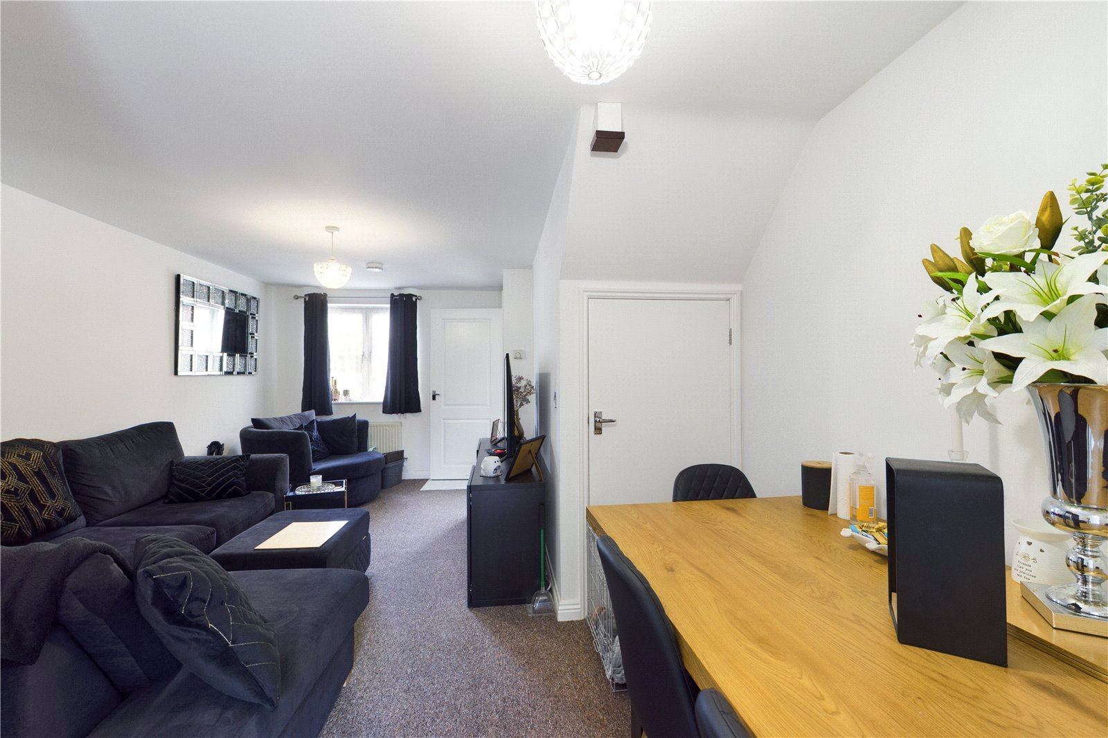 2 bedroom House to let in Reading, Berkshire